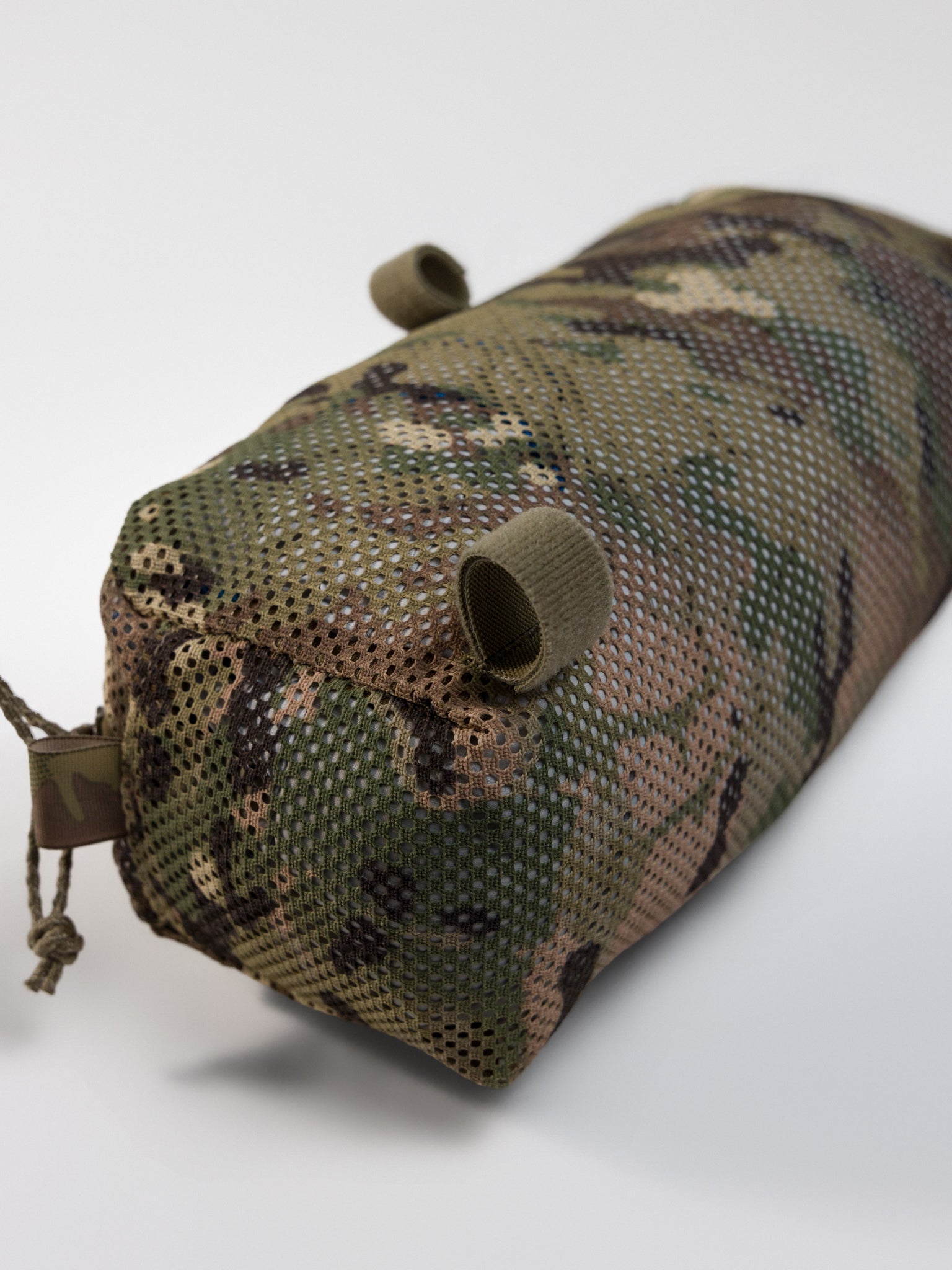 Alice Frame Mesh Pouch