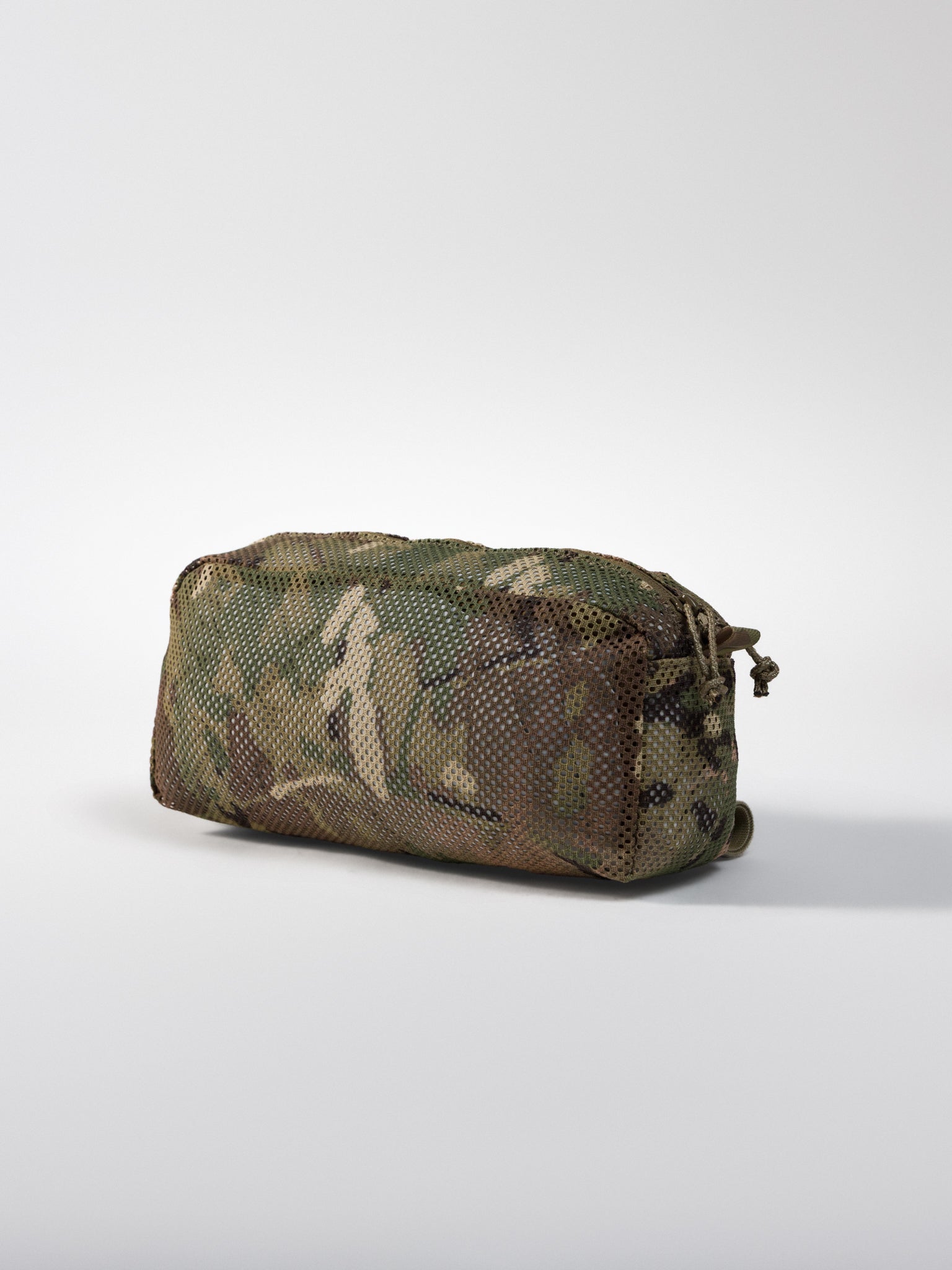 Alice Frame Mesh Pouch