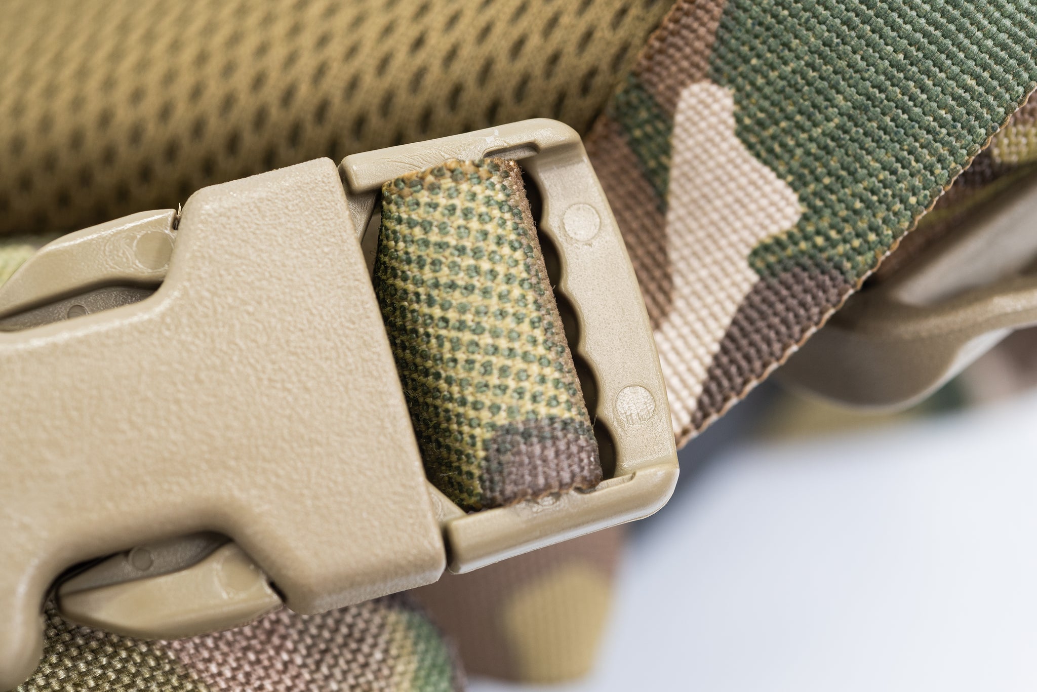 DEI 1606MC Compatible Straps With Hip Pad